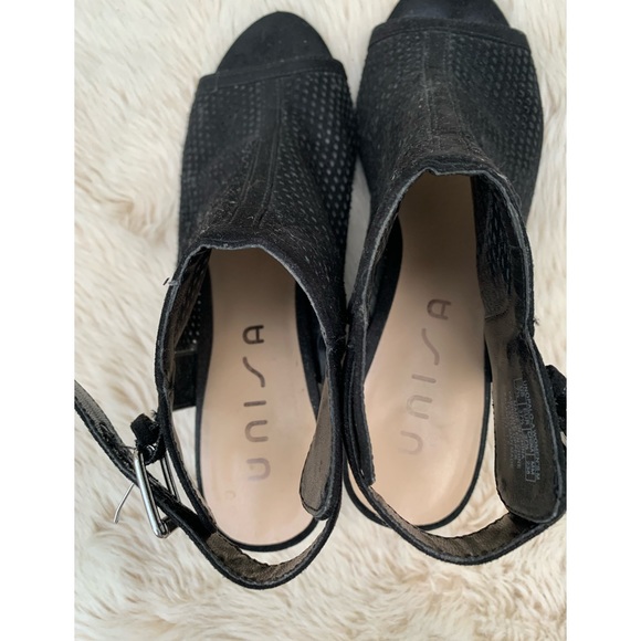 Unisa Black Chunky Heel Open toe buckle size 7.5 - Picture 4 of 12